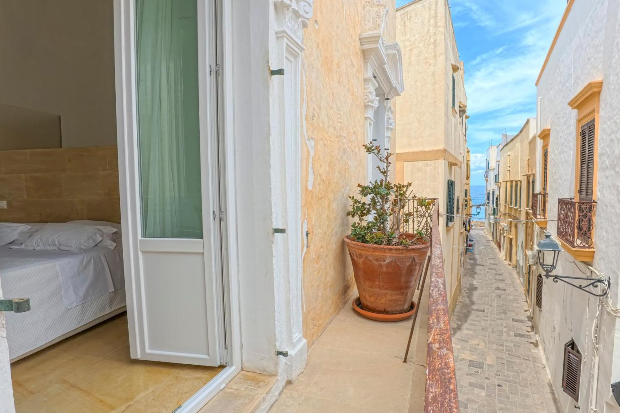Pascaraymondo Suite Palace Галлиполи Экстерьер фото